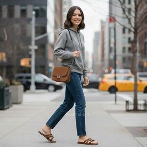 OluKai Tiare Slide Sandals Brown Leather Women’s 9 | New With Tag